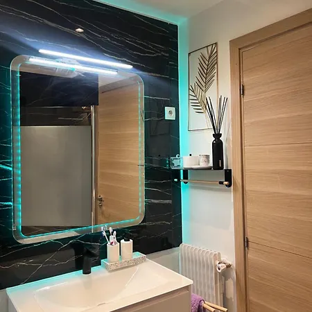 Marquis Tour Eiffel Paris Porte De Versailles Bed & Breakfast *